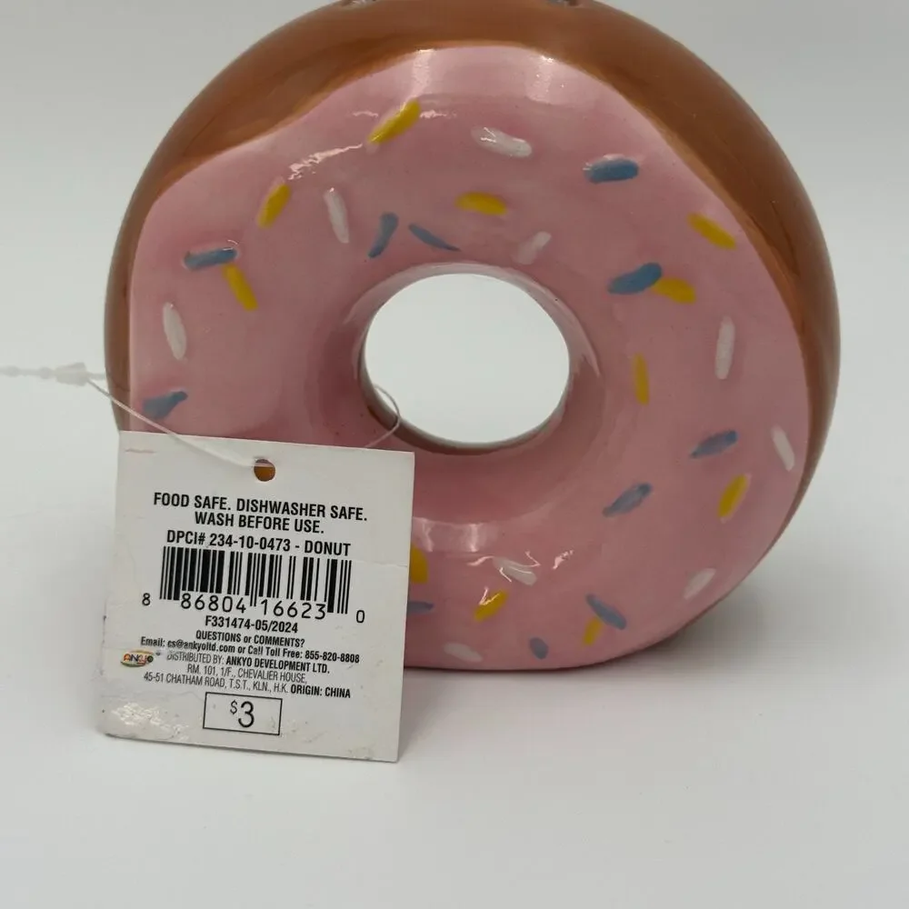 Target Bullseye Playground Christmas Donut Sprinkle Shaker Ceramic GlazePink NEW
